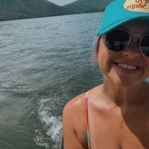 Meet your Posher, Mackenzie